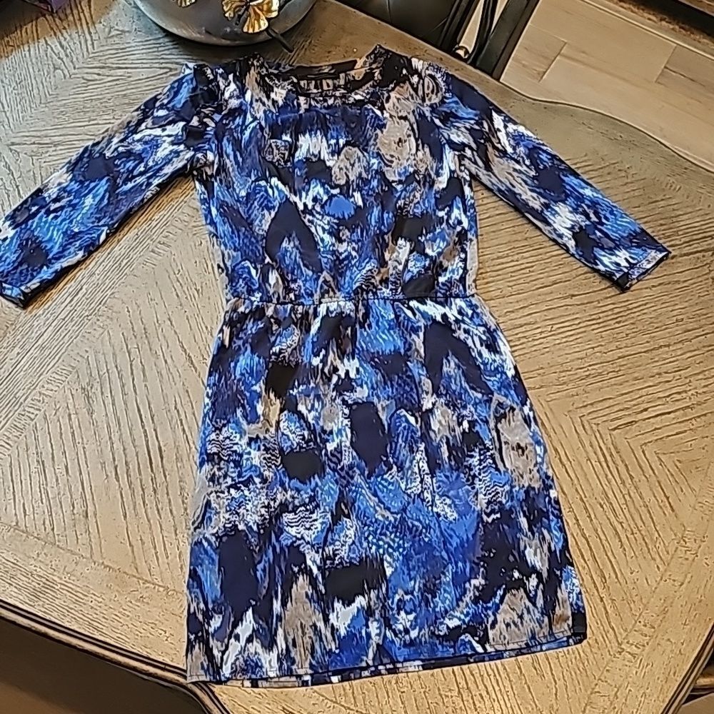 BCBGMAXAZRIA XS dominique blue cocktail dress new condition